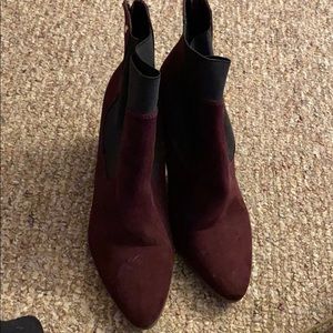 Burgundy bootie
